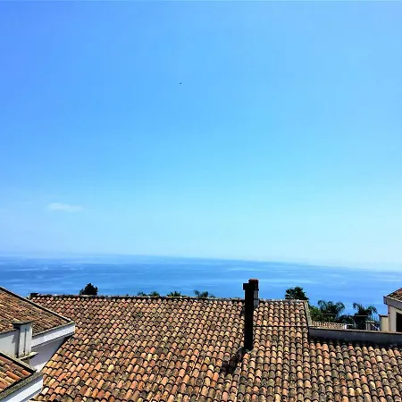 With Rooftop Garden & Sea View * Acireale