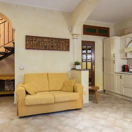 Villa With Rooftop Garden & Sea View